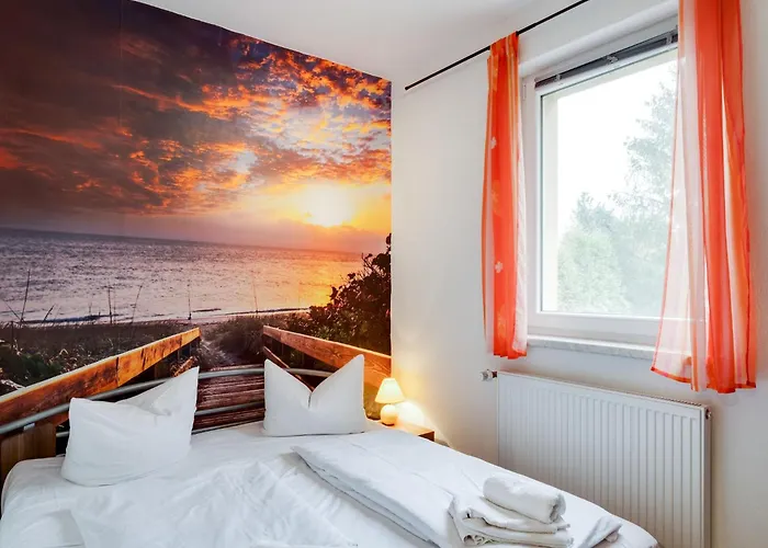 شقة Cozy Coastal Escape With Garden