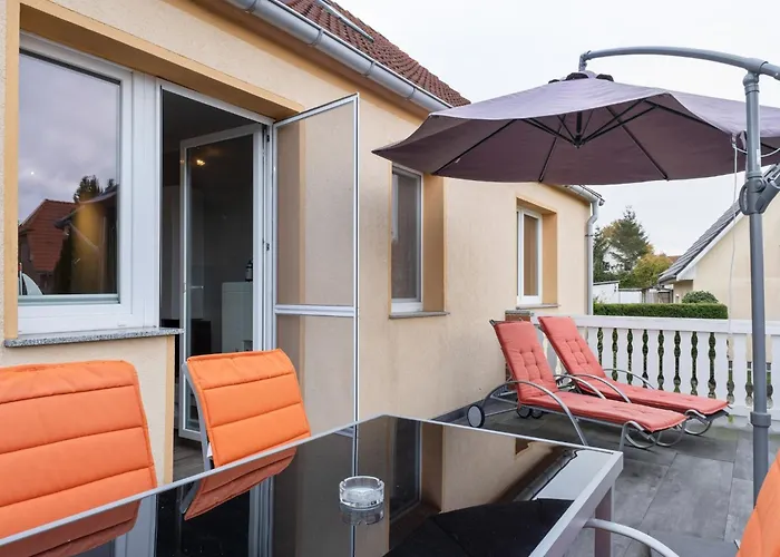 شقة Cozy Coastal Escape With Garden Groß Schwansee