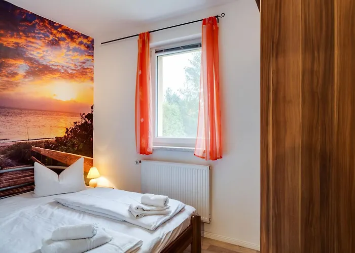 Cozy Coastal Escape With Garden شقة Groß Schwansee
