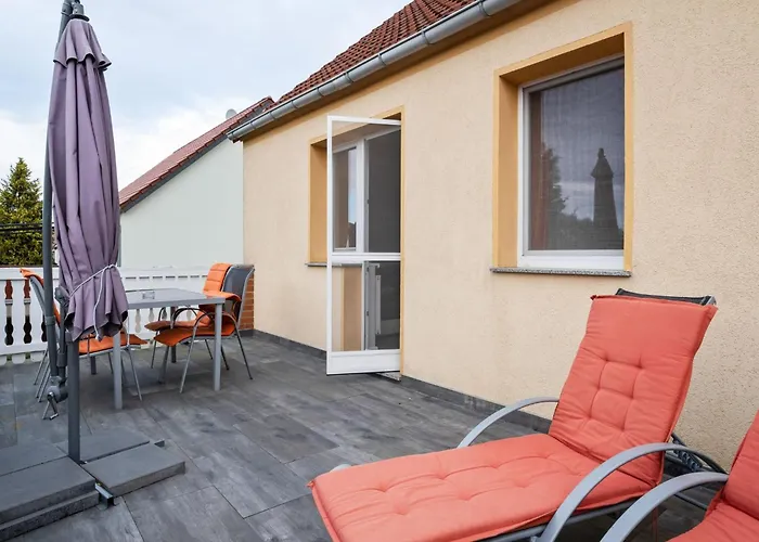 Cozy Coastal Escape With Garden * Groß Schwansee